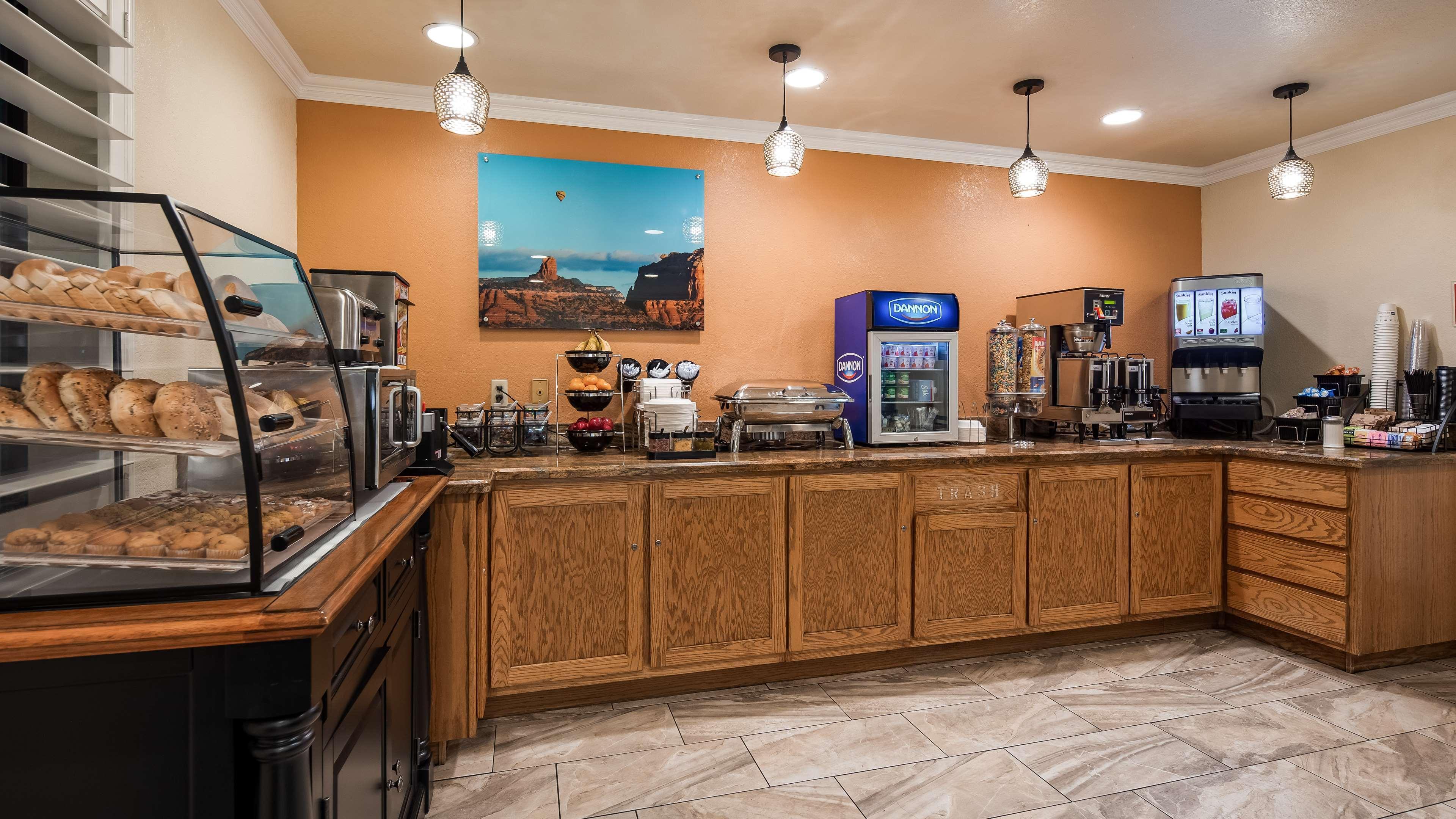 Best Western Santa Rosa Inn Екстериор снимка